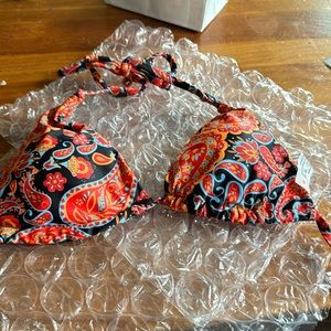 New  SHEIN bathing suit top excellent condition paisley women’s size M not worn